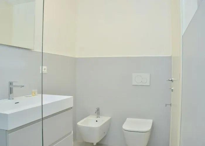 Elegant Seaview Flat With Private Terrace *