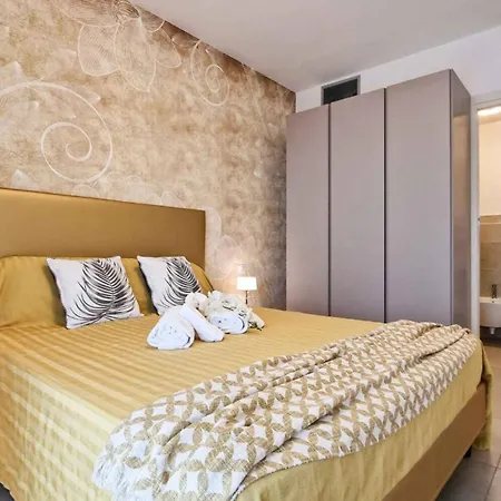 Elegant Seaview Flat With Private Terrace
