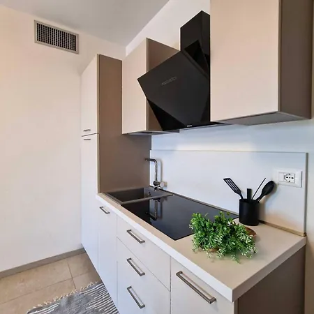 Apartamento Elegant Seaview Flat With Private Terrace Bibione